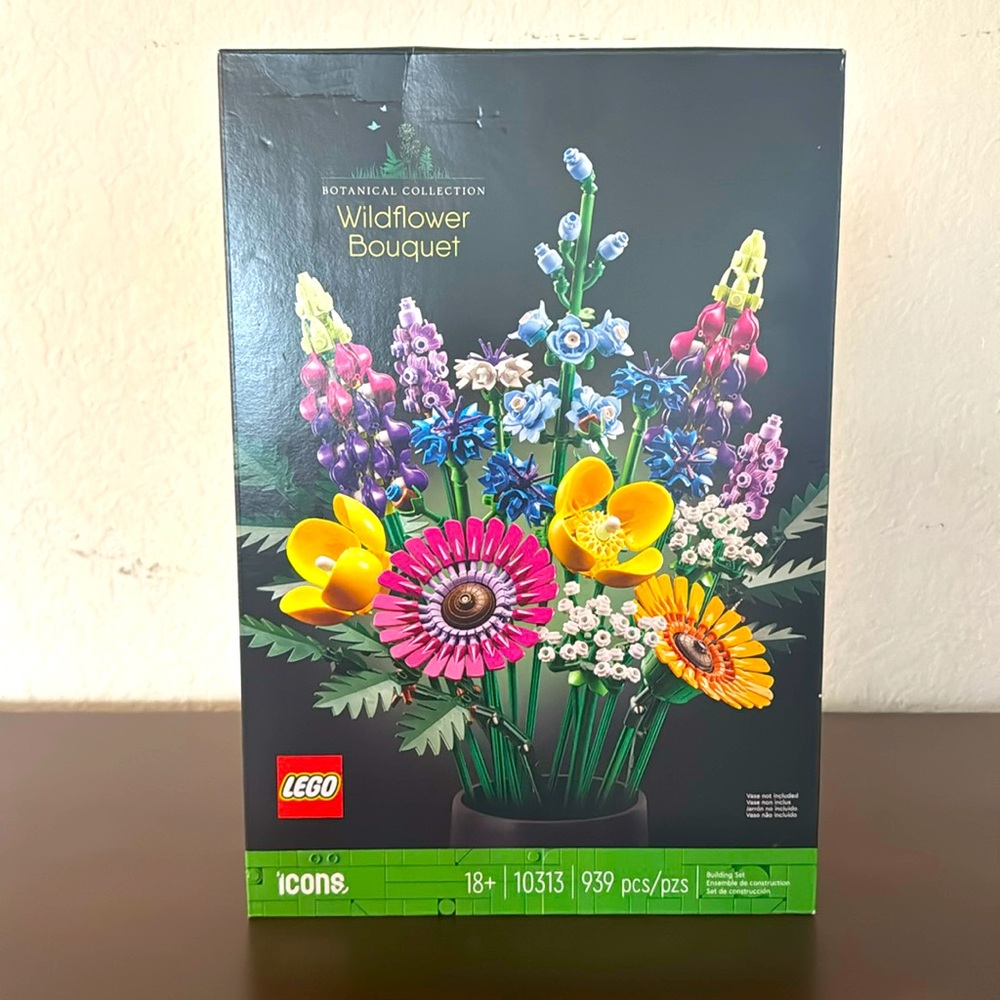 LEGO Icons Wildflower Bouquet Set 10313